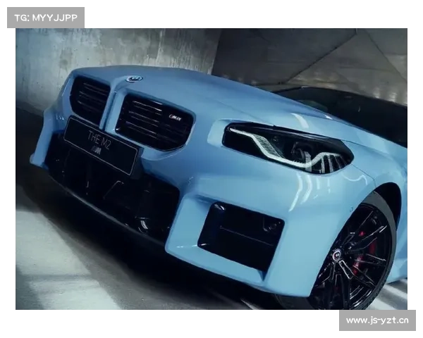 全新别克君越实车曝光；全新锐界尺寸加大、还有混动系统